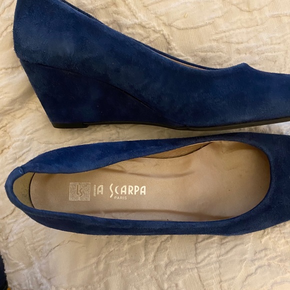 Blue suede wedges purchased in France. - Picture 3 of 8